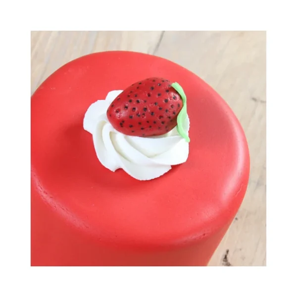 Pâte à Sucre Rouge goût Fraise 250g Funcakes 3